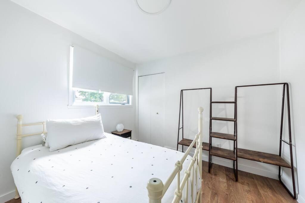 Spacious 4Br House Close To Dt Apartman Brossard Kültér fotó
